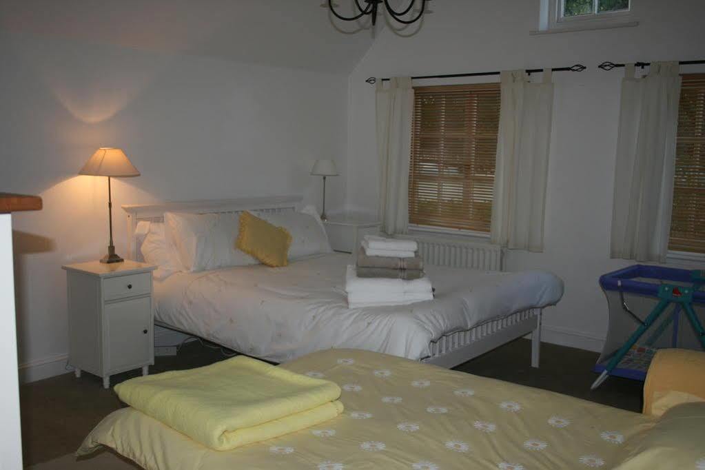 Appletree Cottages Mildenhall Luaran gambar